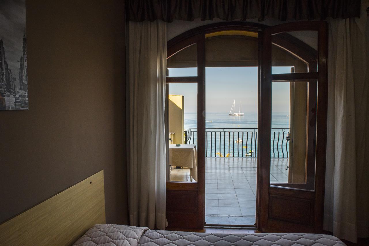 Hotel La Sirenetta Giardini Naxos Kültér fotó